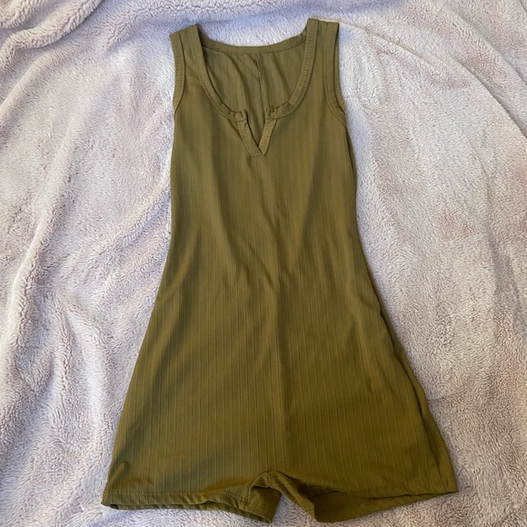 Brown body romper